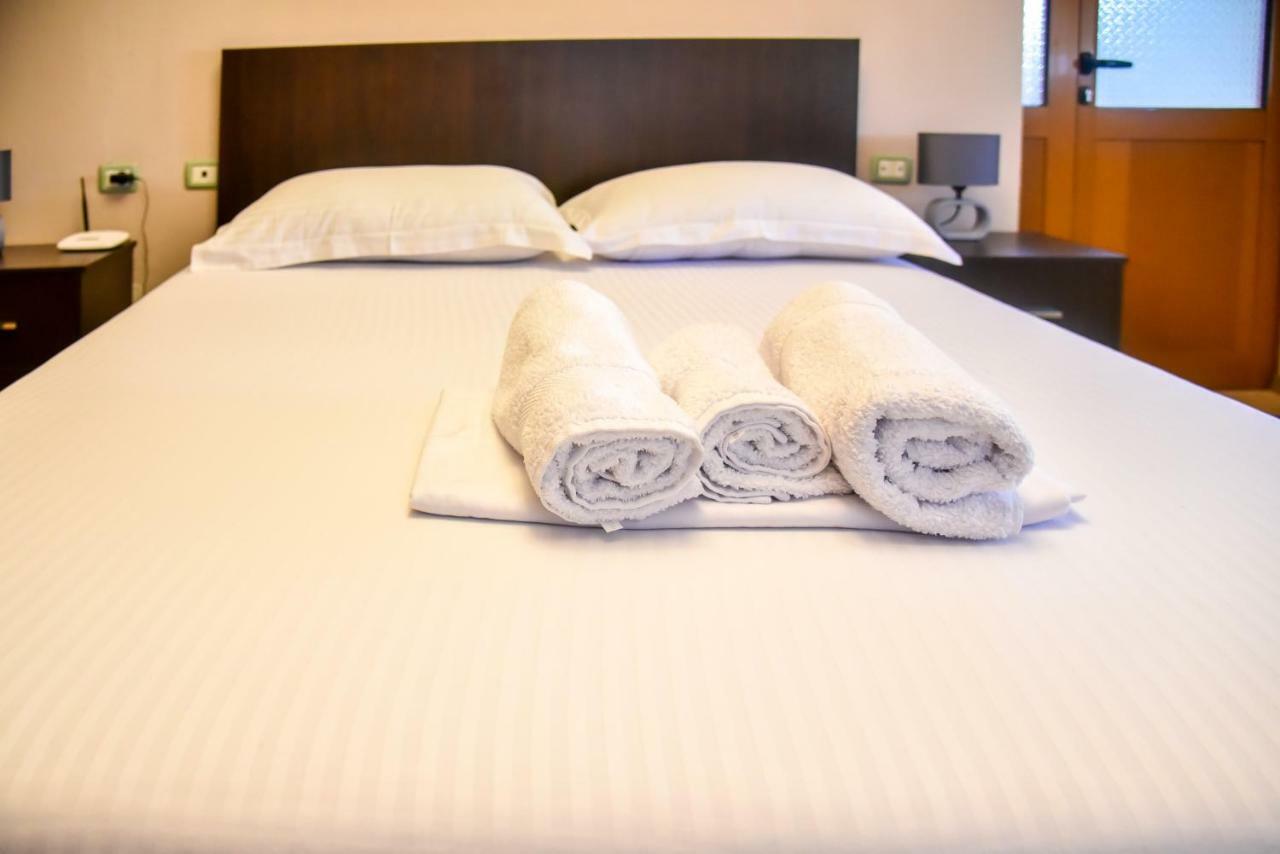 Hotel Sofra Gjirokaster Luaran gambar