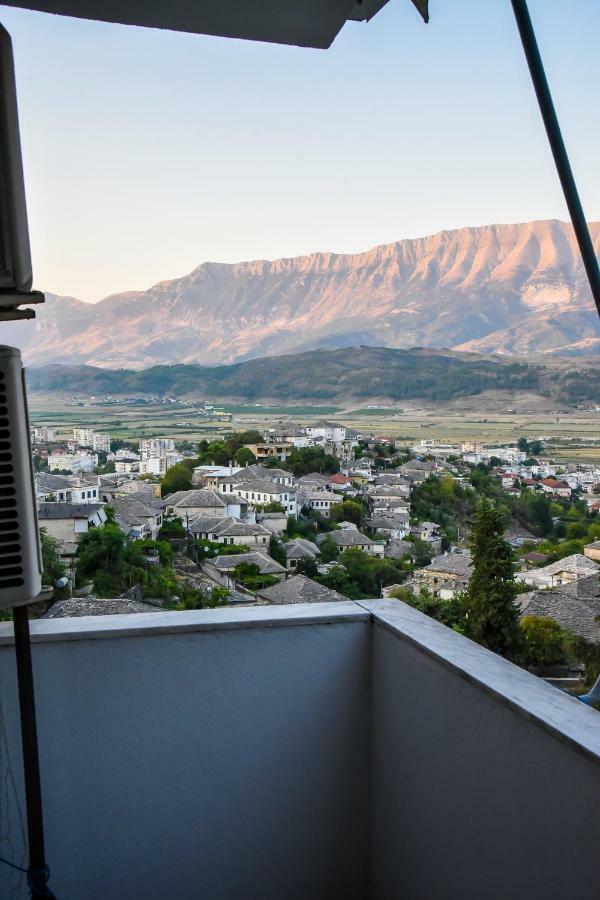 Hotel Sofra Gjirokaster Luaran gambar