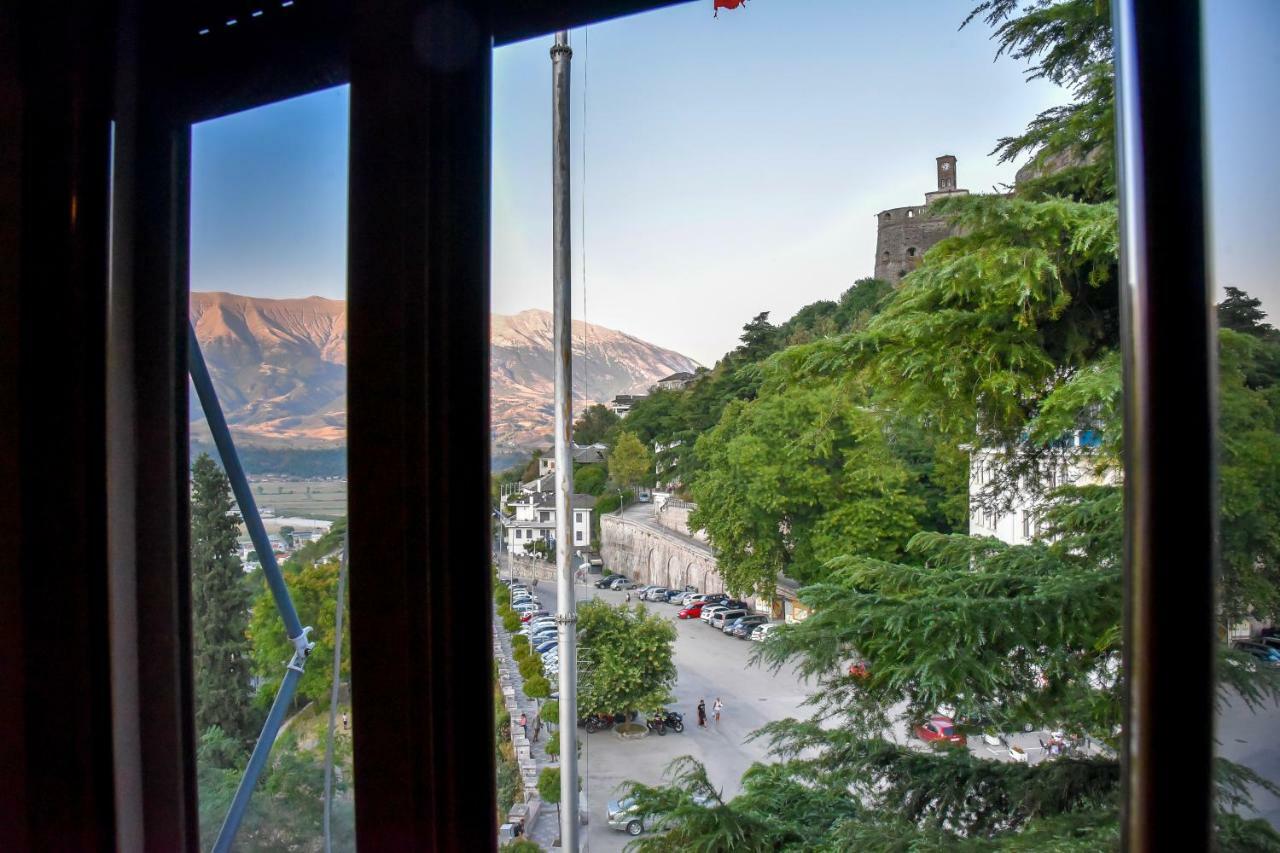 Hotel Sofra Gjirokaster Luaran gambar