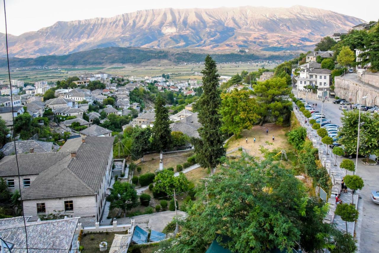 Hotel Sofra Gjirokaster Luaran gambar